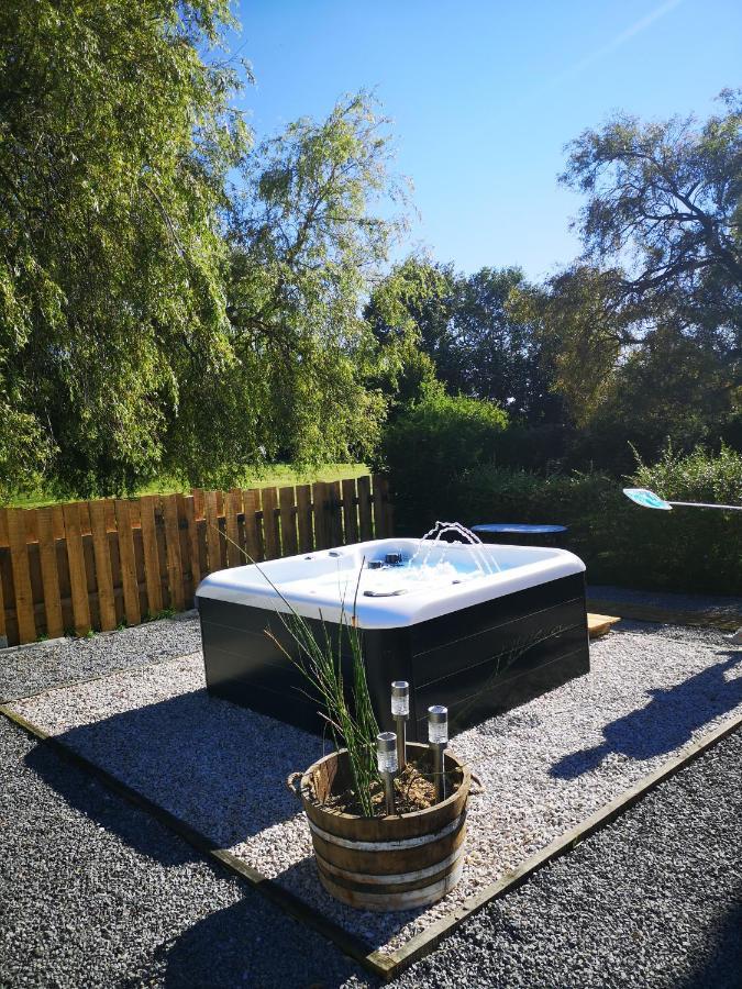 Le Domaine De Coat Rogan, La Chambre Du Tregor Ploezal Eksteriør bilde